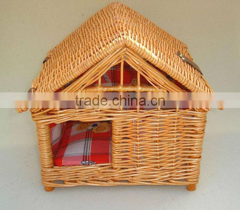Wicker dog house , willow per carrier (factory provide)
