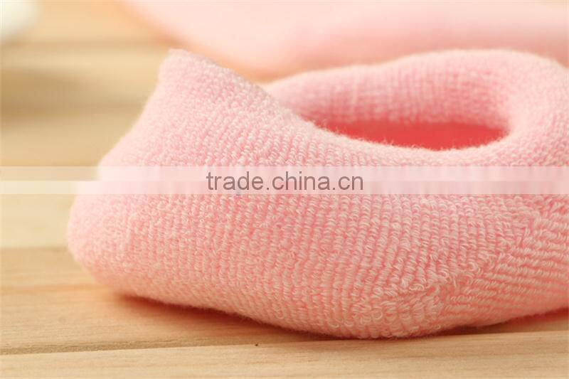 Beauty hand SPA gloves and socks whitening exfoliating gel moisture socks for women
