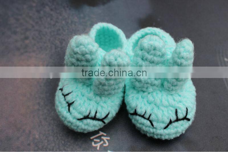 2016 Alibaba wholesale baby crochet shoes kids shoes handmade wool shoes