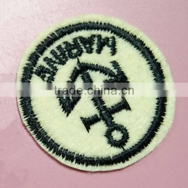 custom cheap embroidery patch round badges for garments