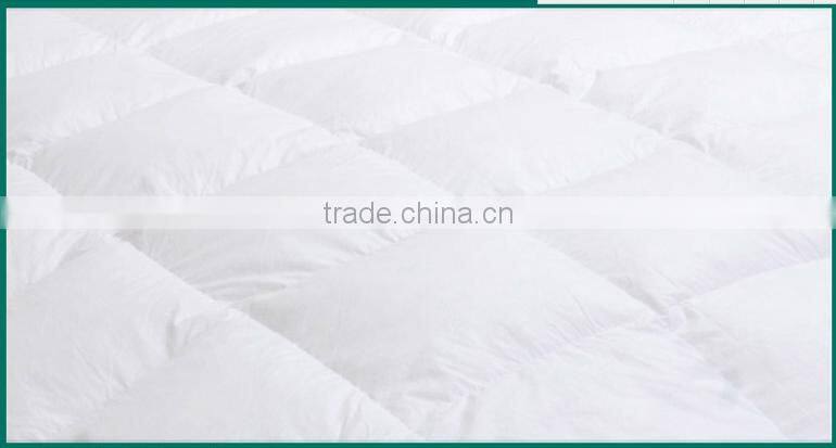 White Goose Down and Feather Filling Mattress Topper mattress pad