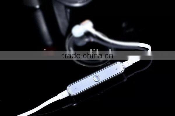 Bottom price best sell bluetooth earphone sport for iphone 6