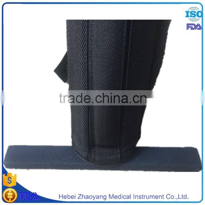 Postoperative corrector shoe for foot sprain brace