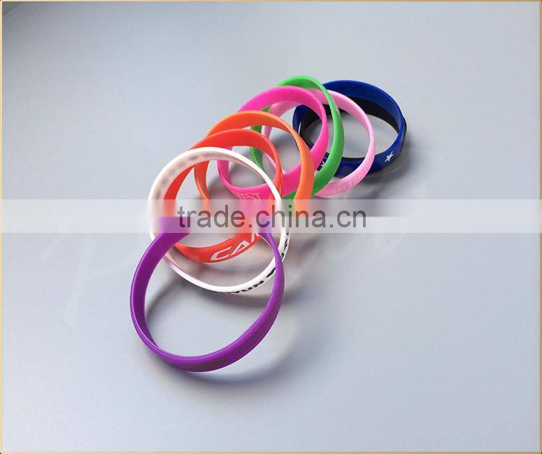 Advertising rubber band silicon bracelet with embossing and engraving