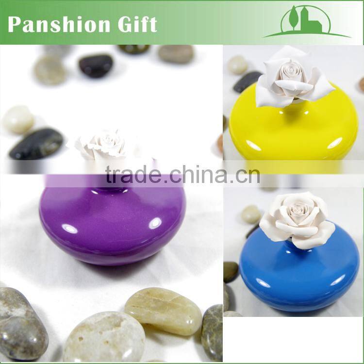 Decorative ceramic flower reed diffuser for home