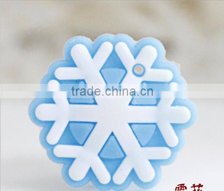 Wholesale christmas gifts 2015 resin Rainbow charms christmas decorations made in china