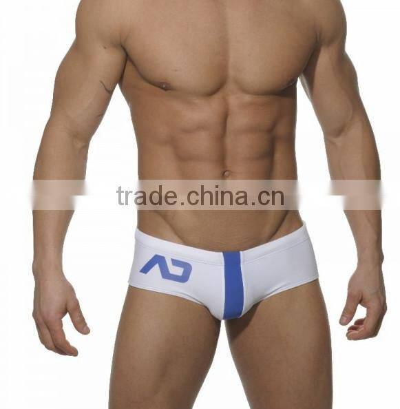 2015 New Men's Swimwear Swimsuits Sexy Fashion High Quality Men's Swimming Trunks Men Beachwear Swim suit Beach Surf Board Wear
