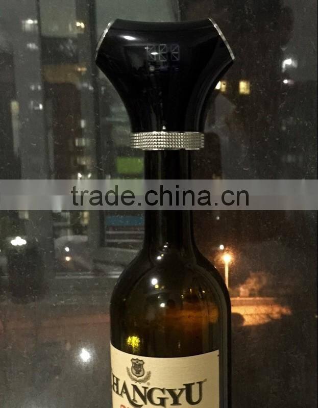 Automatic Dispenser Smart Intelligent Wine Vacuum Pump Wine Preserver With LED Temperature Showing Bar Tools Champagne Stopper