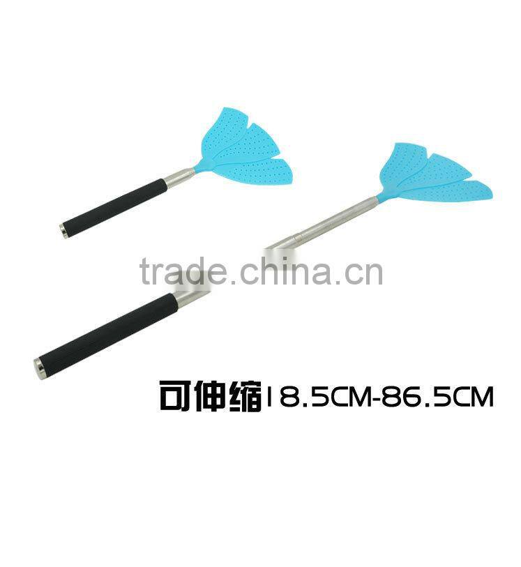 Extendable fly swatter
