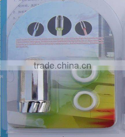 temperature sensing led basin faucet