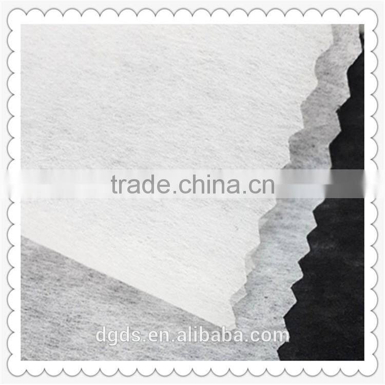 China manufacturer Nonwoven polyester nonwoven fabric paper Gum stay interlining rolls 1025H for garment