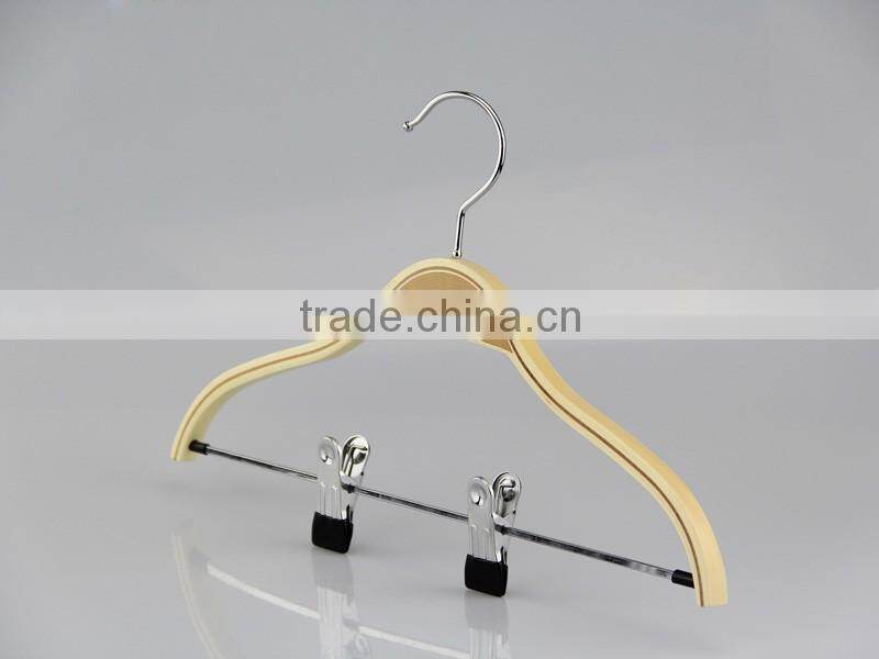 HA6888 cheap laminated wood hanger coat hanger with clips