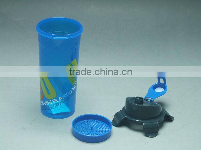 handle water bottle with screw top lid plastic
