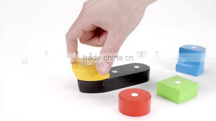 hot sale wooden boat toy OEM boat magnetic kit intelligence block boat toys EZ5119