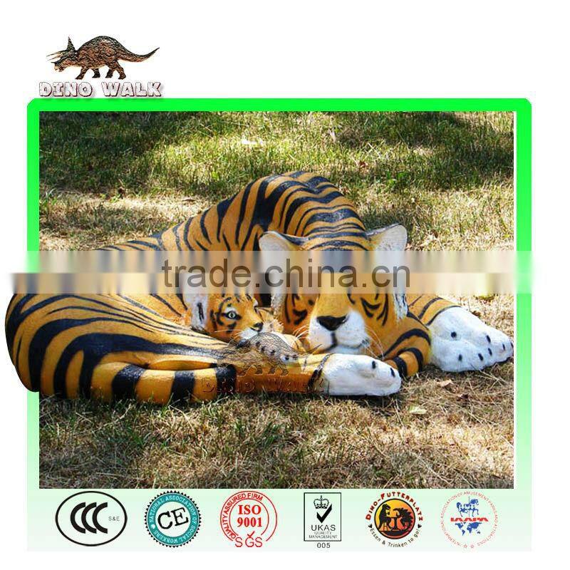 Animatronic animal tiger and baby