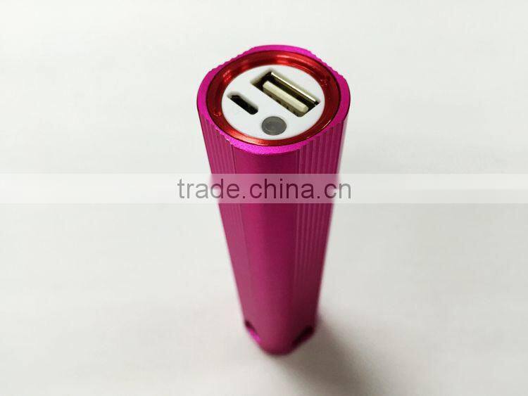 alluminium alloy cylinder external battery backup flashlight New style power bank 2000 2200 2600mah for iphone6