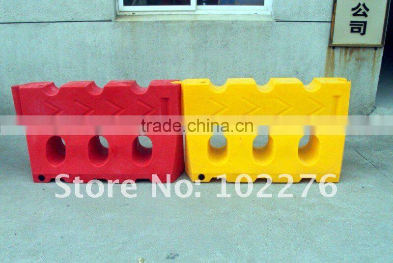 China Alibaba Plastic Portable Water Filled water safety barriers