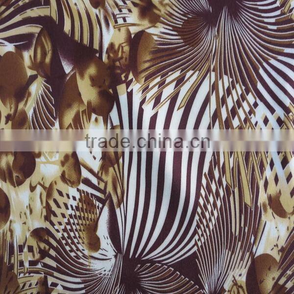 Hot sale 100% Rayon printed Fabric for apparel