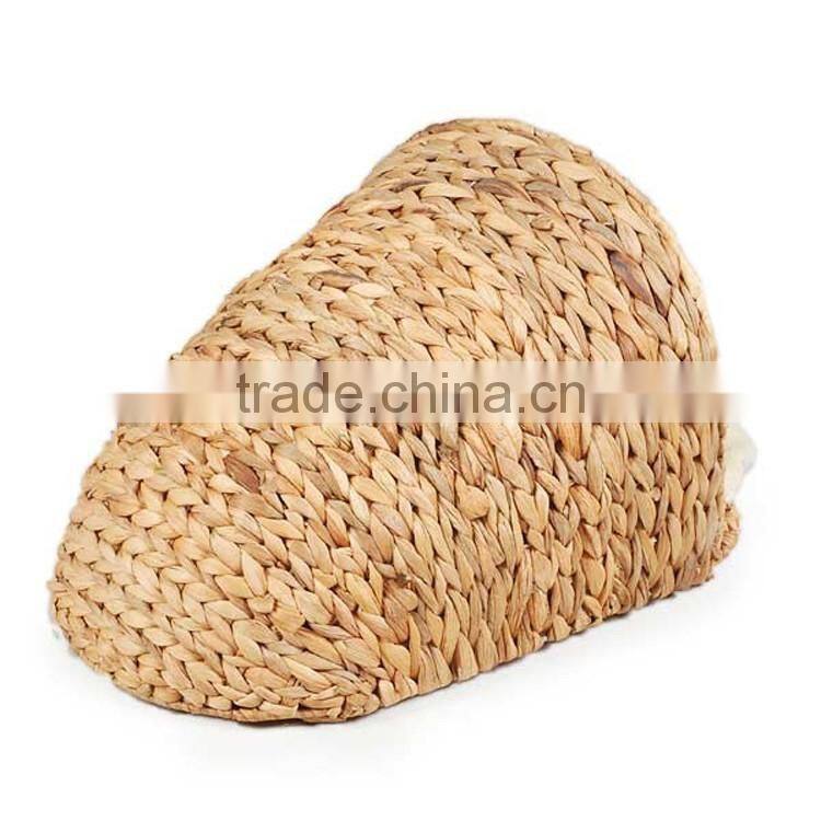 Latest natural appearance 55cm length funny dog hideaway large dog beds
