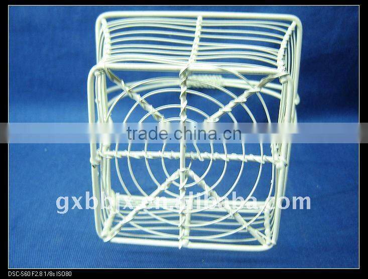 Square creamywhite wire storage fruit&fry basket