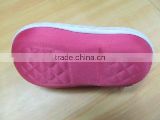 Novelty Shoe-shaped Glasses Case
