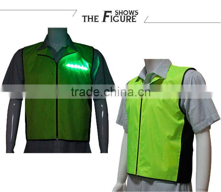 USB rechargeable battery heated reflective vest for running or cycling