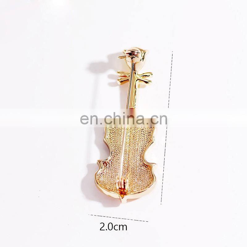 Wedding invitations Fashion music guitar brooch alloy crystal guitar lapel pins