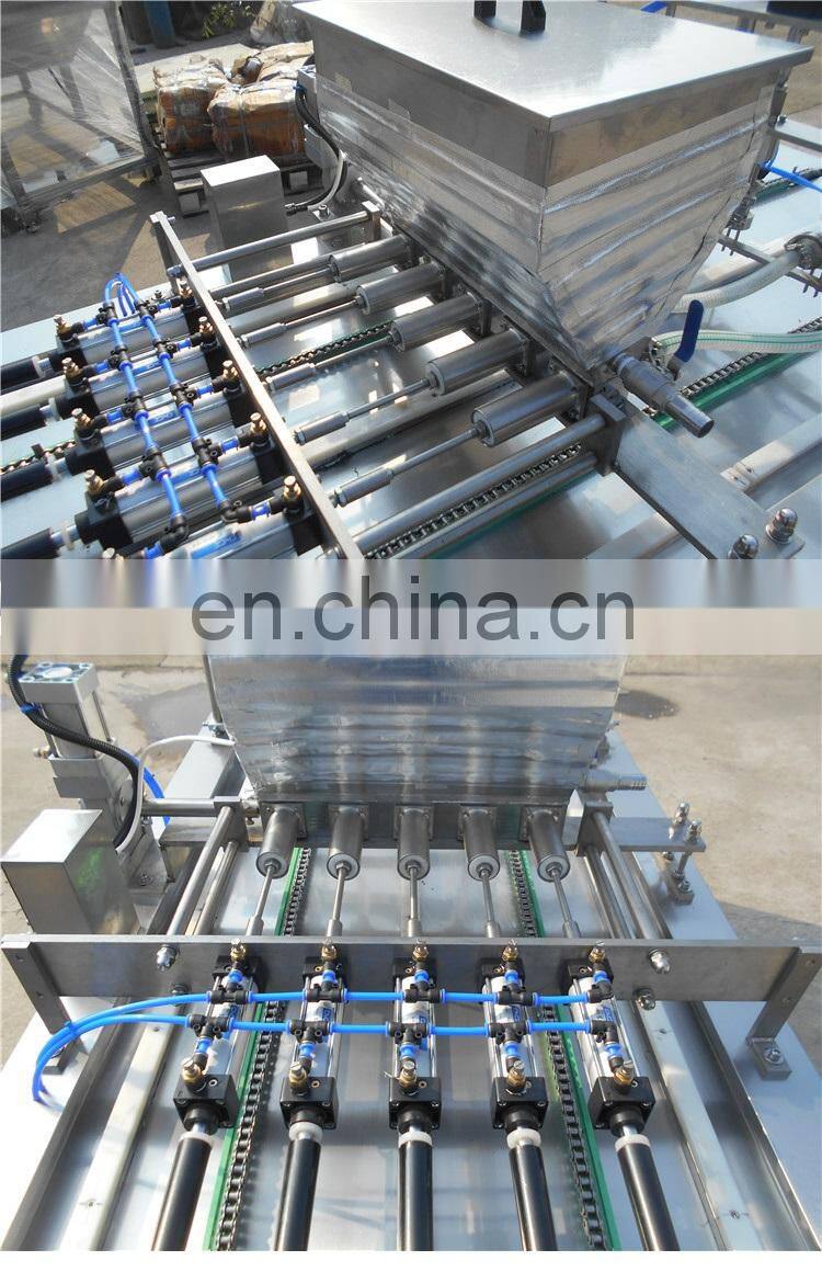 Shanghai machinery JOYGOAL new design automatic croissant cream filling machine