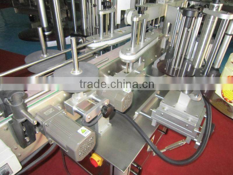 FLK vertical labelling machine