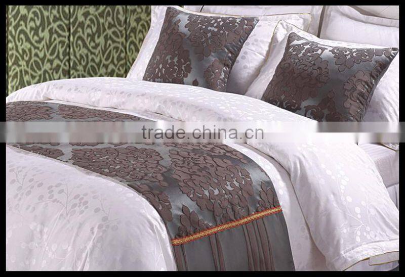 100% polyester decaration bed throw for hotel