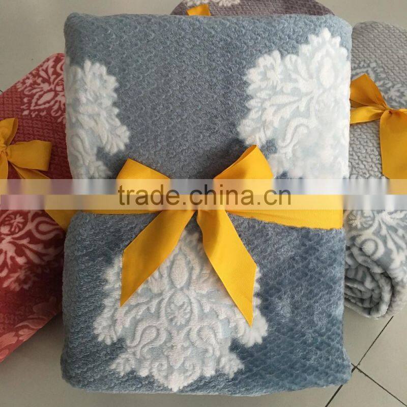 2016 New pattern Design burnt-out cutting thick flannel fleece blanket