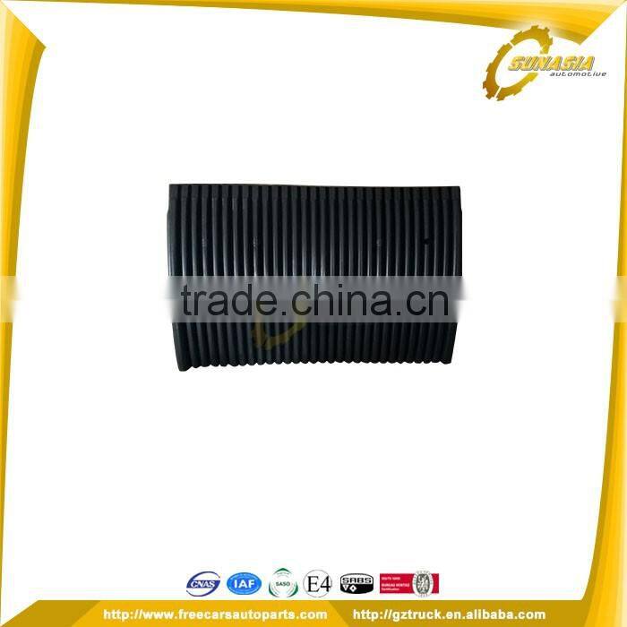 Truck parts, top quality REAR MUDGUARD(SHORT) REAR SIDE shipping from China for Volvo truck 8156551 8156552 8155801 8150264