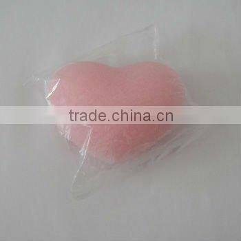2012 most-popular pink heart shape konjac washing sponge , konjac cleaning sponge