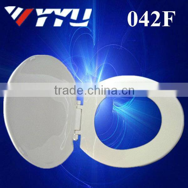 042F automatically closing toilet bowl cover for water closet