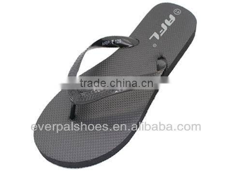 Wholesale men's beach PE slippers rubber flip flop