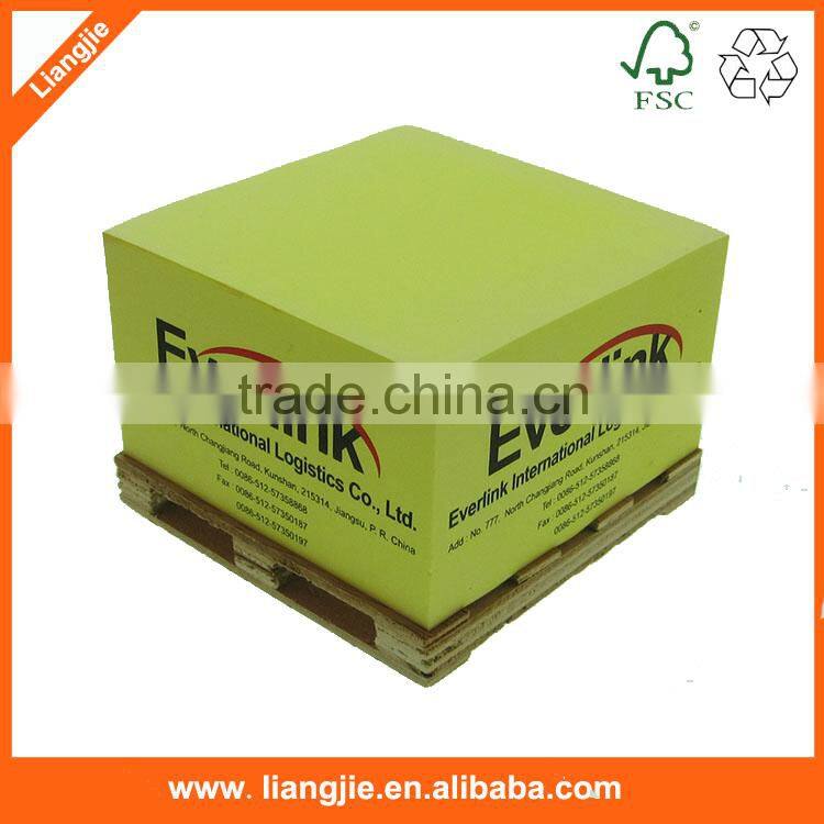 Printed Note cube/memo pads with wooden pallet