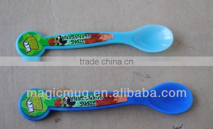 cold plastic colour changing spoon
