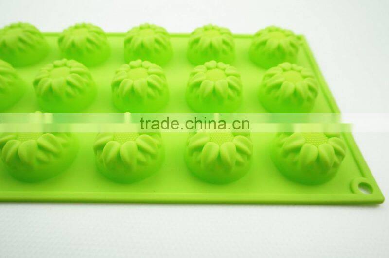 1192 15 pcs roses shaped silicone chocolate mould and mold