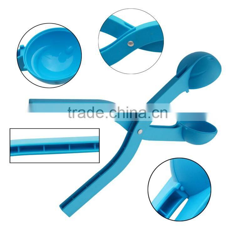 2016 Smiley Snow Slinger Snowball machine maker,plastic snowball thrower winter toys christamas snowball maker with smiley happy