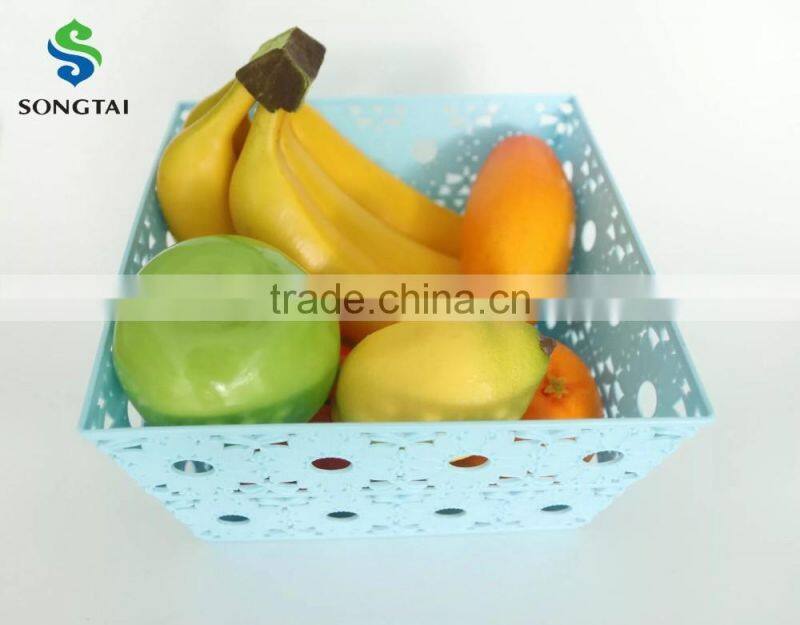 2016 new style Plastic pp square fruit basket with sunflower