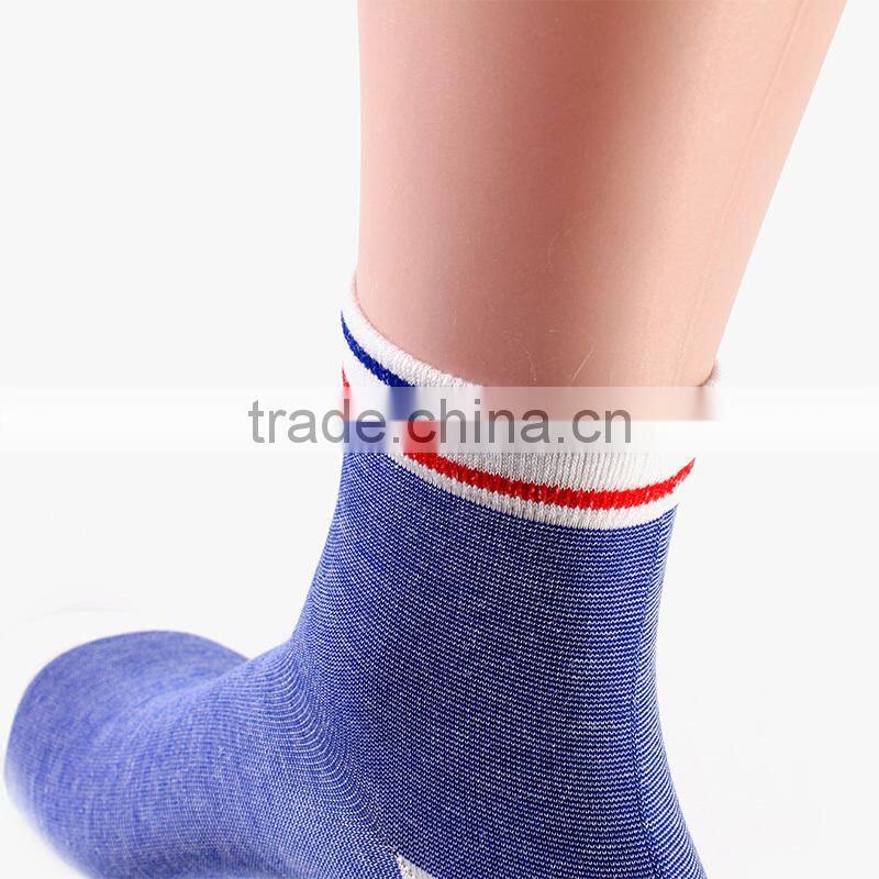 lines of men's sports thick socks