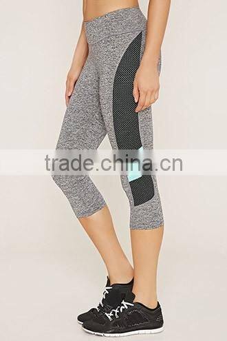 Contrast color mesh motion render 7 minutes of pants