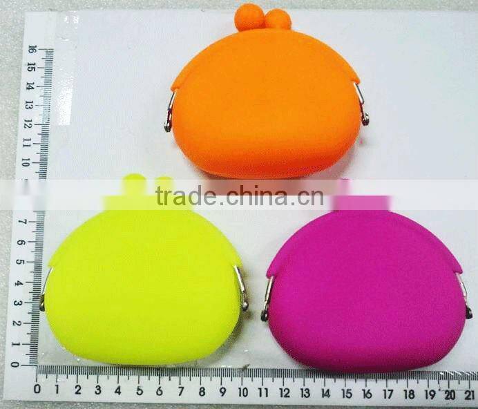 2014 year ladies fashion color ilicone coin wallet cheap