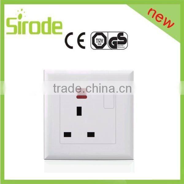 UK market BS Standard bakelite 45A DP switch + 13A switched scoket with neon light cooker unit