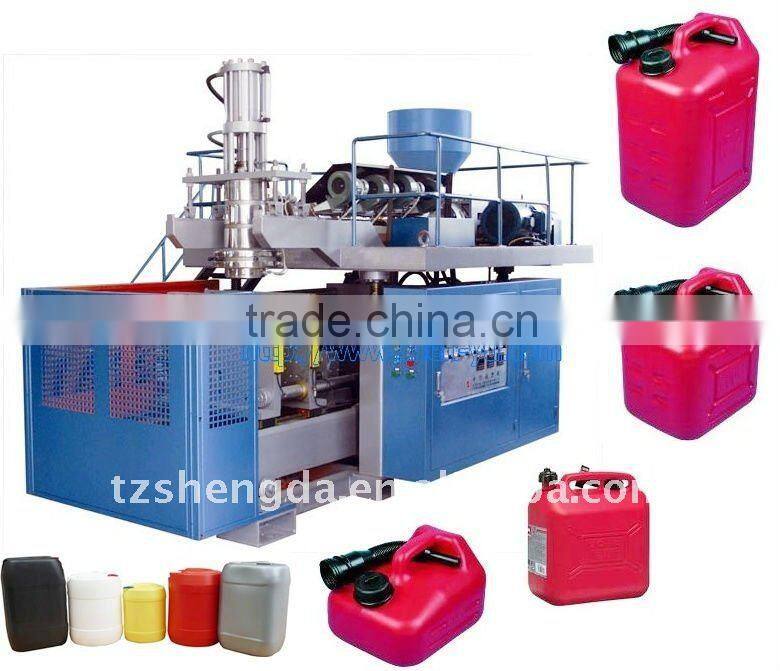 PE extrusion blow molding machine