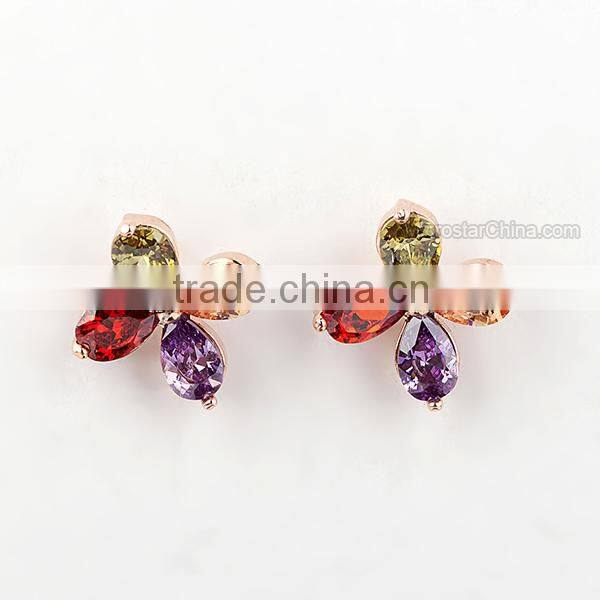 Lucky 18K Gold Four Leaf Clover Shape Diamond Stud Earring