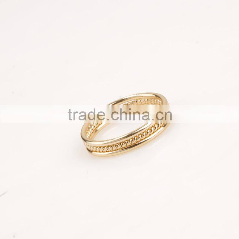 Simple Swirl Marks Finger Ring Without Stone