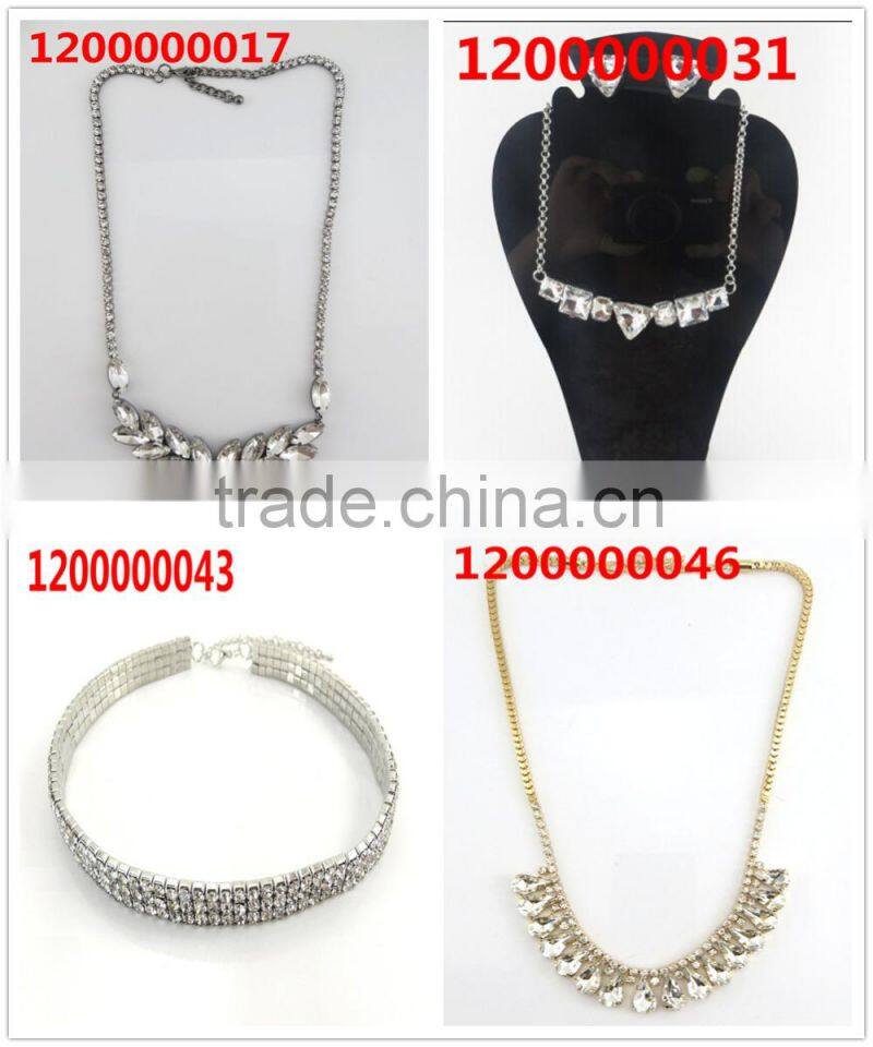 Spring style light weight gold necklace set