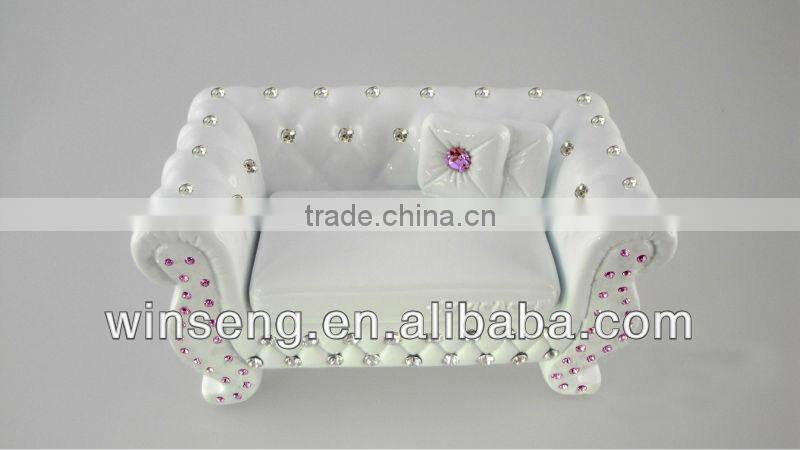 Polyresin Decorative Black Sofa-Shaped Jewelry Box
