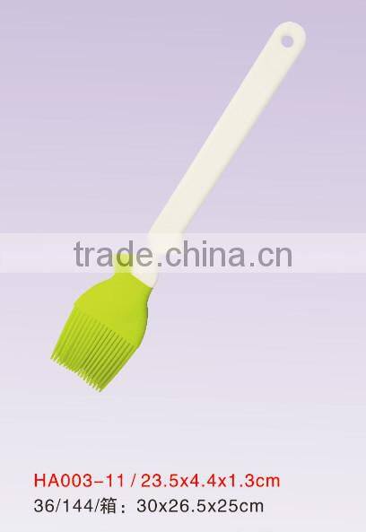 Long handle silicone baking and pastry brush